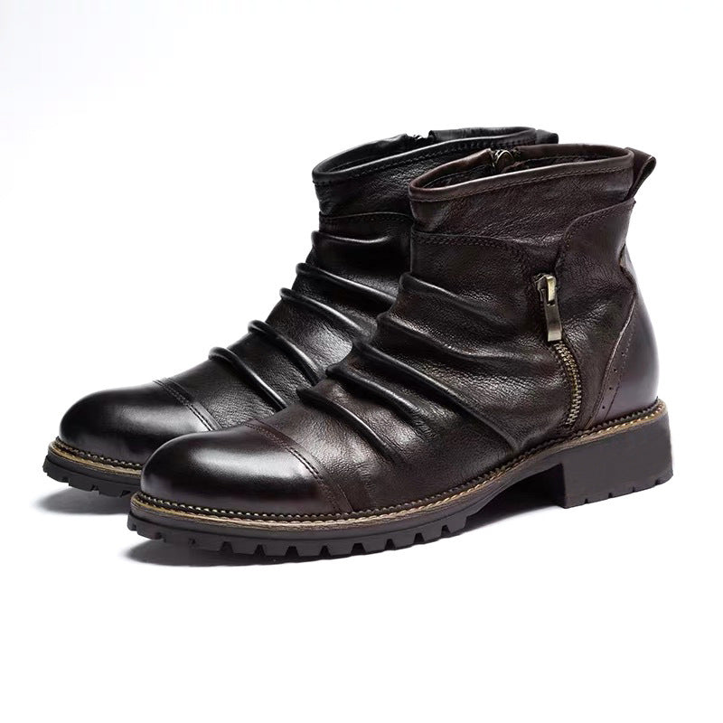 Botines hombre marrón espresso en cuero vegano Luxe Grain™ con caña media, cierre lateral y suela de goma antideslizante estilo Martin Boots