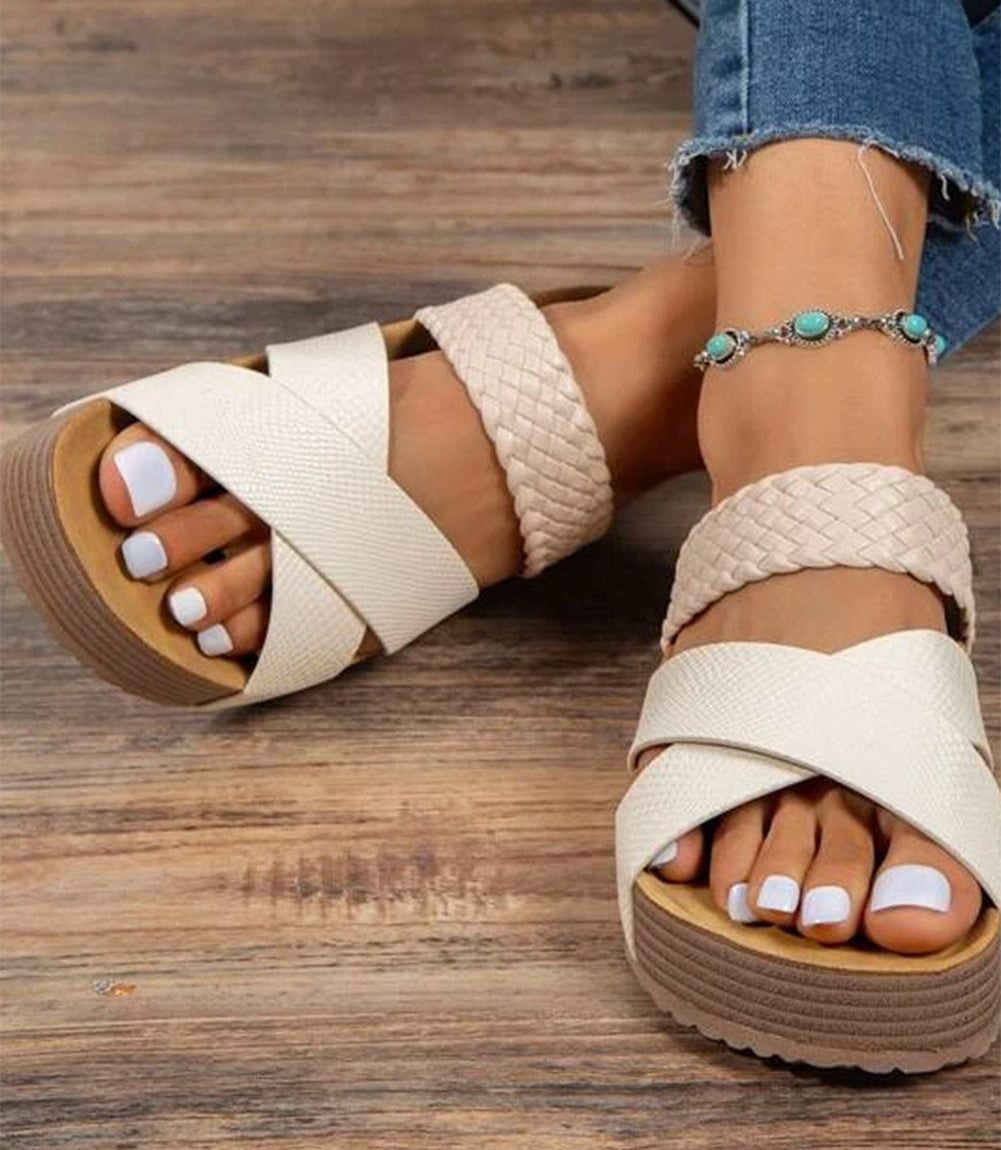 sandalia plataforma mujer Kalver Serena con detalle trenza color beige frontal