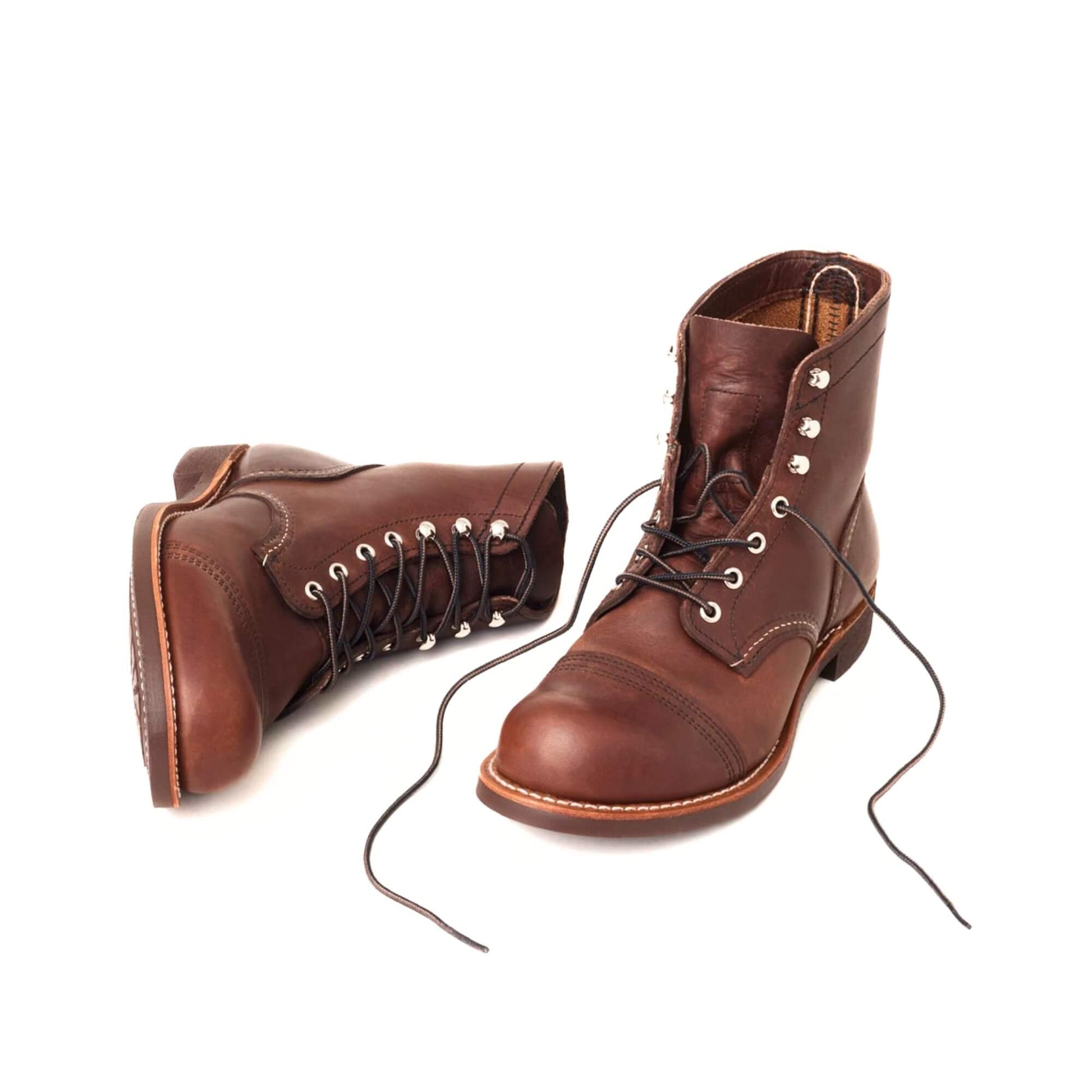 botines de cuero hombre ranger 8111 Kalver, cuero full grain, suela Vibram, botas goodyear welt par vista frontal