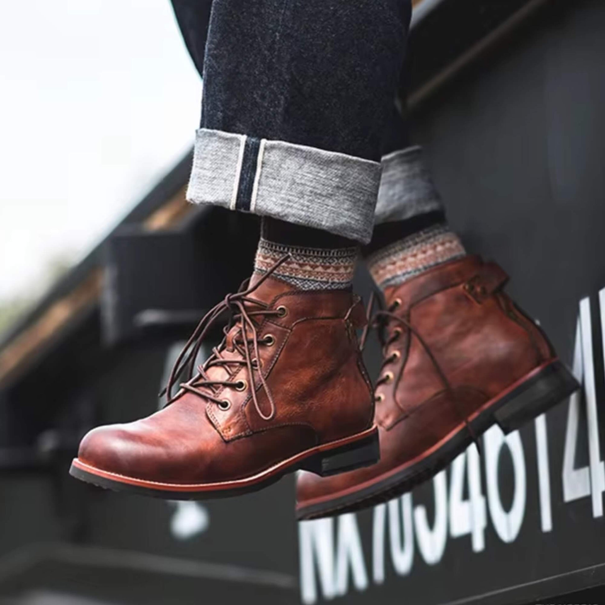 El par botines cuero hombre Kalver terrano, botas retro uso urbano color café