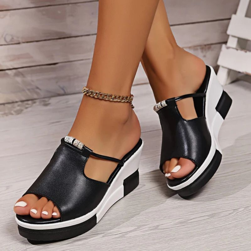 Sandalias plataforma mujer ortopédicas Kalver color negro con diseño ergonómico
